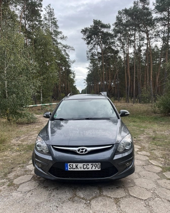 Hyundai I30 cena 15900 przebieg: 231000, rok produkcji 2011 z Łasin małe 154